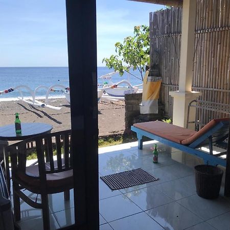 Tambun Sari Beach Homestay Amed Kültér fotó