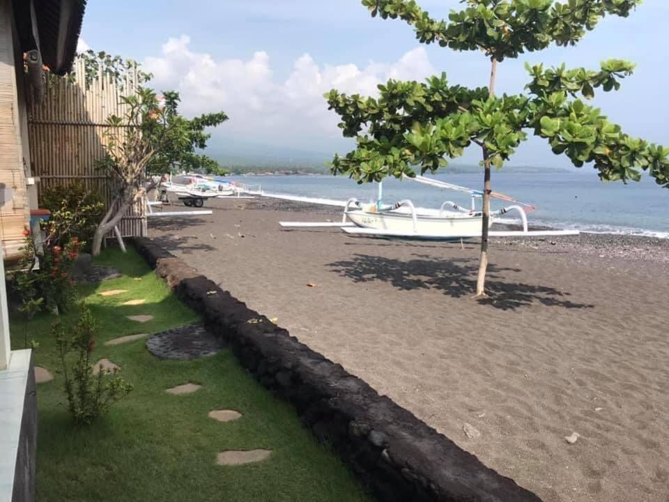 Tambun Sari Beach Homestay Amed Kültér fotó