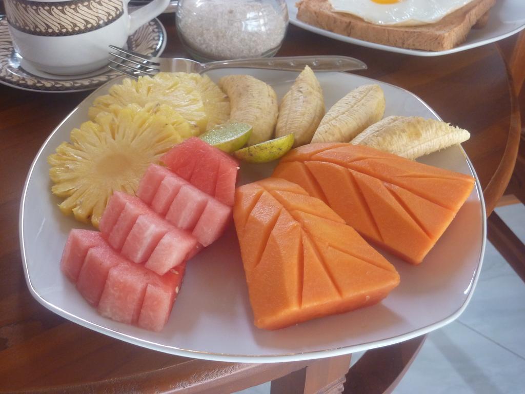 Tambun Sari Beach Homestay Amed Kültér fotó