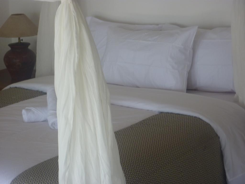 Tambun Sari Beach Homestay Amed Szoba fotó