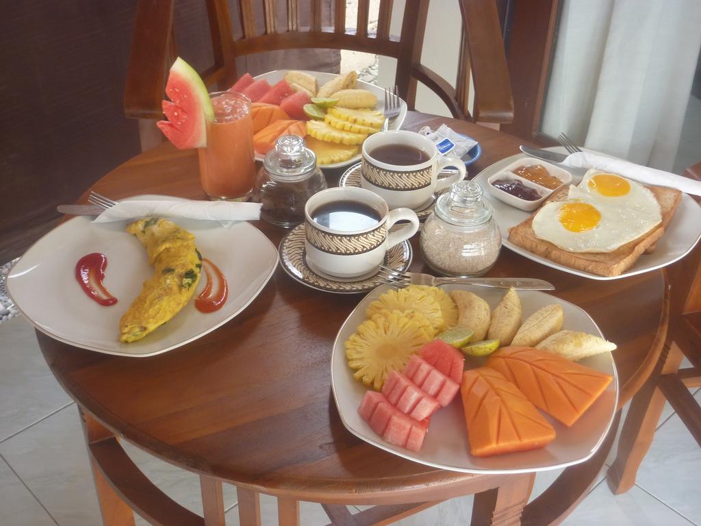 Tambun Sari Beach Homestay Amed Kültér fotó